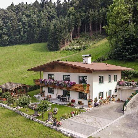 Haus Am Waldrand Appartement Hopfgarten im Brixental Buitenkant foto