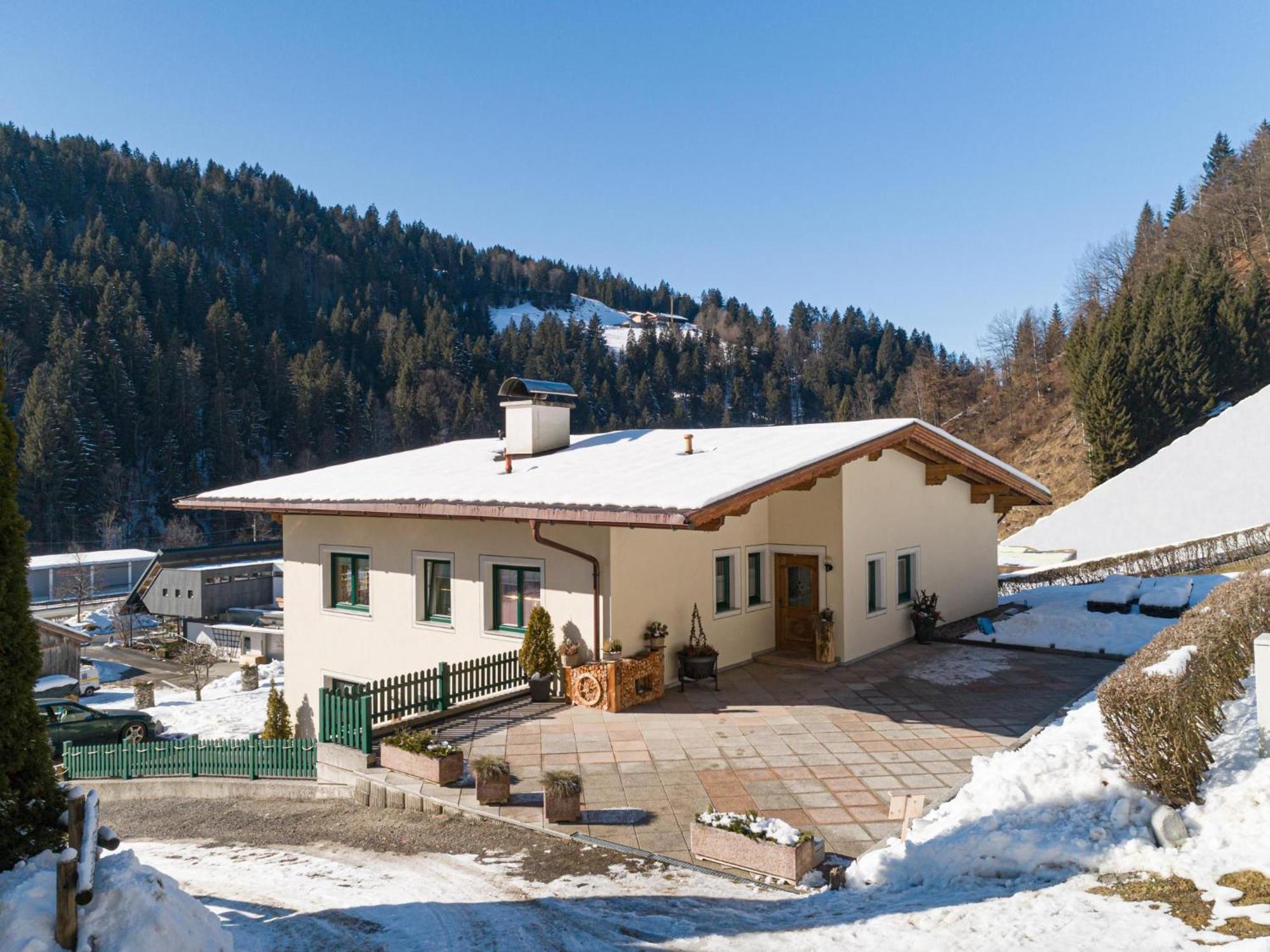 Haus Am Waldrand Appartement Hopfgarten im Brixental Buitenkant foto