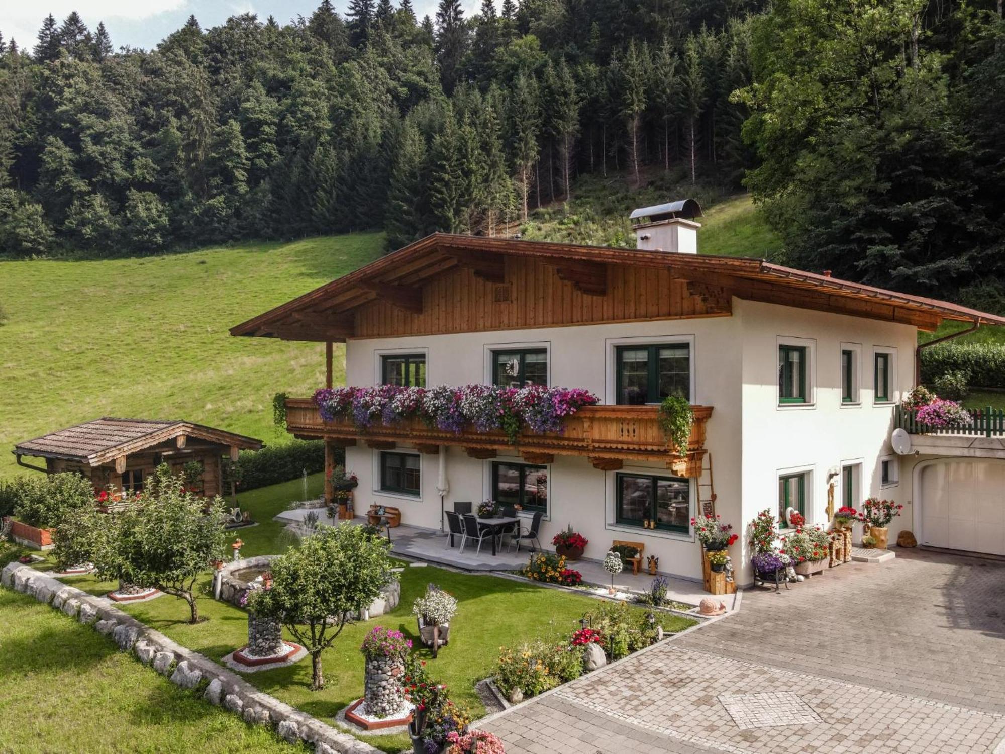 Haus Am Waldrand Appartement Hopfgarten im Brixental Buitenkant foto